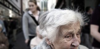 Come assumere una badante come assumere una badante