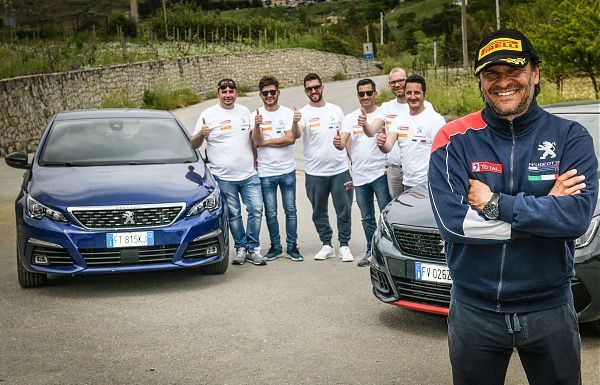 ENTUSIASMO DEI PILOTI PER ANDREUCCI E LA MOTORSPORT ACADEMY PEUGEOT ITALIA