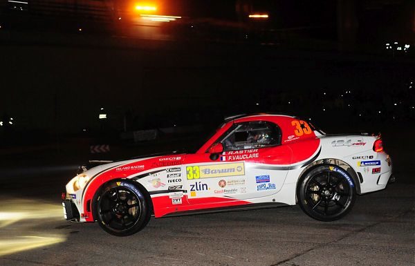 ABARTH 124 RALLY VINCE MONDIALE R-GT CON UNA GARA D’ANTICIPO