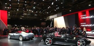 IL SALONE DI PARIGI SI TINGE DI ROSSO