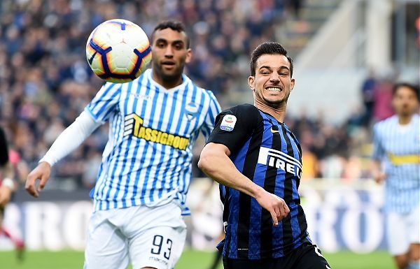 CALCIO: SERIE A. INTER BATTE SPAL, TORINO E ATALANTA AGGANCIANO ROMA