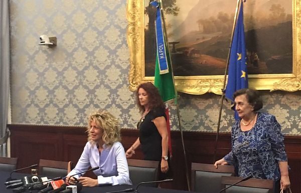 LEZZI “AL VIA LE BONIFICHE PER BAGNOLI”