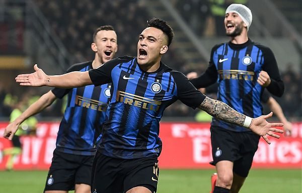 CALCIO: SERIE A. INTER VINCE DERBY E SCAVALCA MILAN AL 3° POSTO