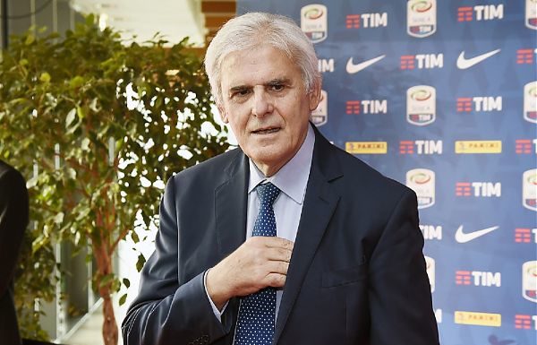 CALCIO: VAR. NICCHI “ERRORI RARI, POSSIBILE UTILIZZO ARBITRI ESPERTI”