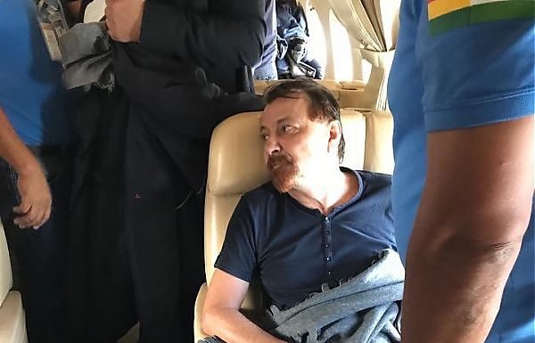 BATTISTI AMMETTE RESPONSABILITÀ 4 OMICIDI