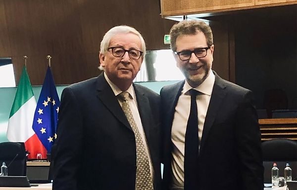 JUNCKER: “PROBLEMI PER CRESCITA ZERO ITALIA, DA UE 888 MLN PER TAV”