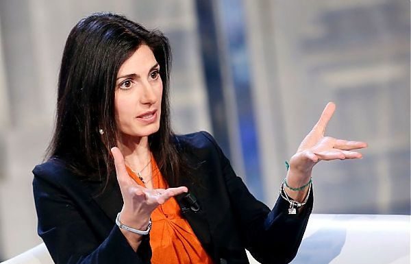 ROMA, RAGGI “NESSUN EURO DEL DEBITO SARÀ A CARICO DEGLI ITALIANI
