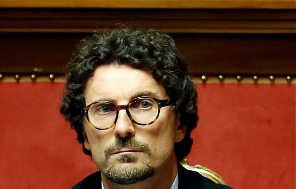 TONINELLI “SE AUMENTANO PARTENZE DALLA LIBIA APRIRE PORTI EUROPEI”