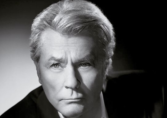 CANNES, PALMA D’ORO ALLA CARRIERA AD ALAIN DELON