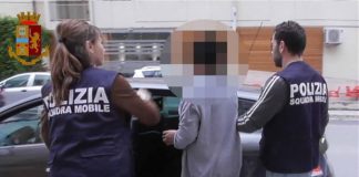 MADRE FACEVA PROSTITUIRE FIGLIA 13ENNE, ARRESTATA