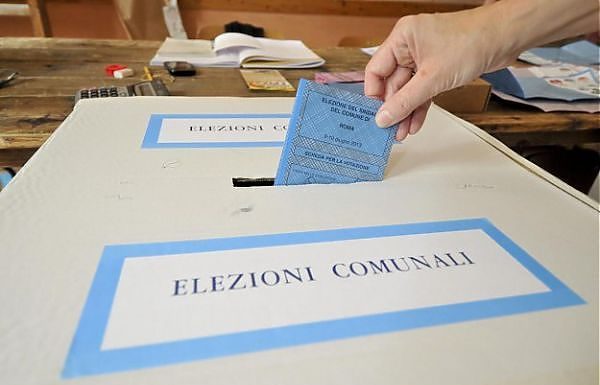 SARDEGNA, DOMENICA 28 COMUNI AL VOTO