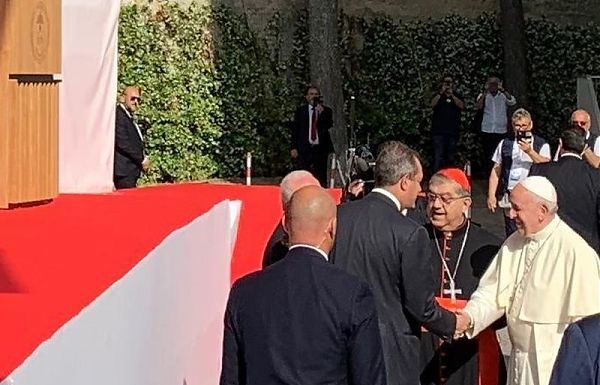 PAPA “NEL MEDITERRANEO ACCOGLIENZA E DIALOGO”