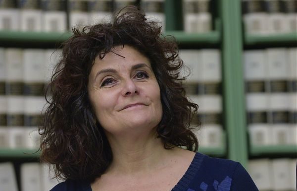 NUGNES ESPULSA DA M5S, VIOLATO STATUTO E REGOLAMENTO