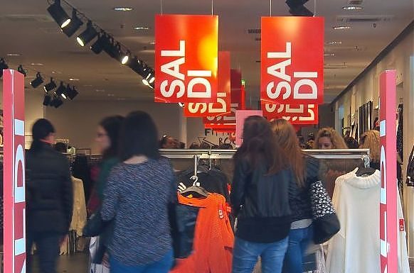 SALDI ESTIVI AL VIA IN CAMPANIA