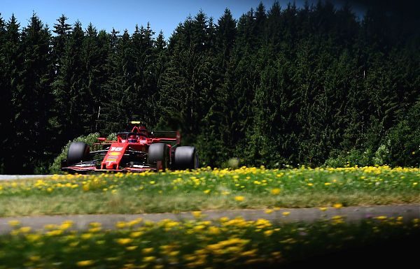 POLE POSITION DI LECLERC IN AUSTRIA