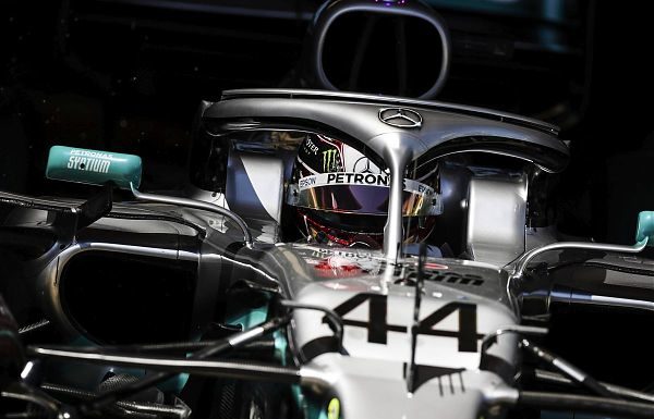 TRE POSIZIONI DI PENALITA’ IN GRIGLIA PER HAMILTON