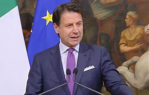 FUMATA NERA SULLE NOMINE UE, CONTE “METODO SBAGLIATO”