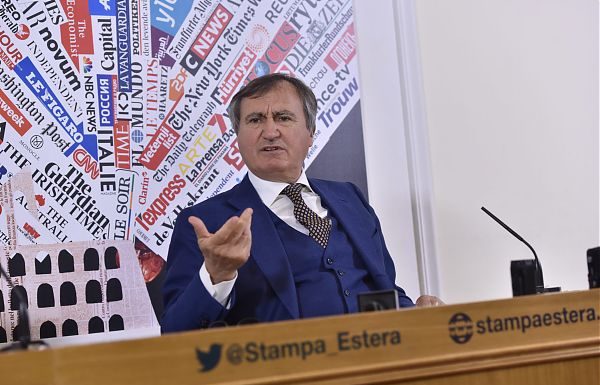 NAVI DA CROCIERA IN LAGUNA, IL SINDACO DI VENEZIA ATTACCA TONINELLI