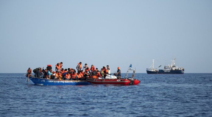 A POZZALLO SBARCANO 47 MIGRANTI, 44 SOCCORSI DALLA ALAN KURDI