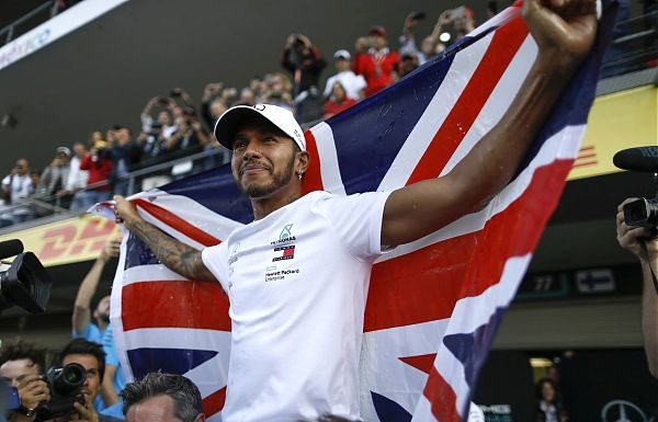 HAMILTON “FERRARI PIU’ VELOCE, HA FATTO PASSI AVANTI”