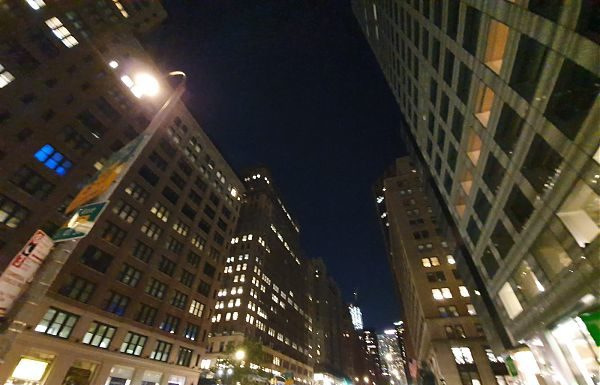 NEW YORK AL BUIO PER ORE A CAUSA DI UN BLACK OUT