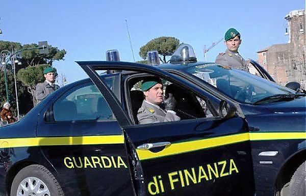 TRUFFE ONLINE, 4 ARRESTI E SEQUESTRO BENI