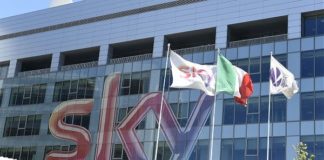 SCOPERTA PIATTAFORMA PIRATA CON CANALI SKY