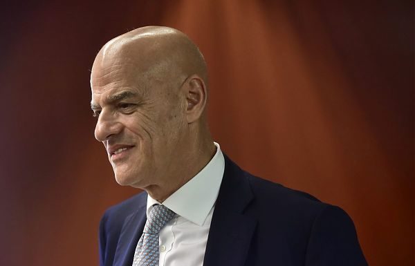 ENI, UTILE NETTO SECONDO TRIMESTRE 562 MILIONI