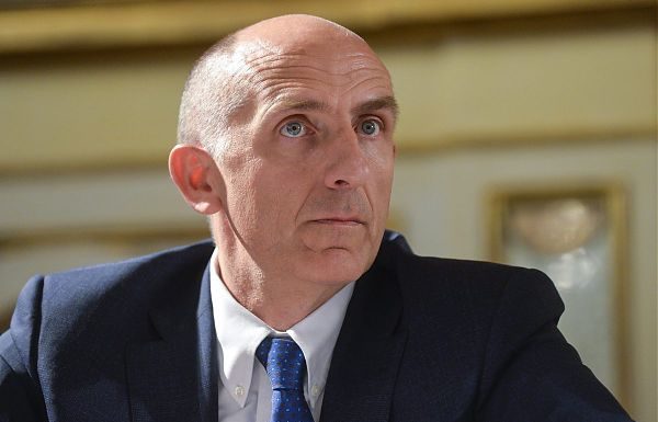 PSA, ENTRO 2025 TUTTI I MODELLI AVRANNO UNA VERSIONE ELETTRICA