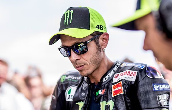 ROSSI “MAI PENSATO DI RITIRARMI, MA A LUGLIO FA NOTIZIA”
