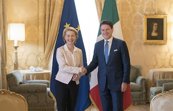 UE, VON DER LEYEN INCONTRA CONTE “SUI MIGRANTI SERVE UN NUOVO PATTO”