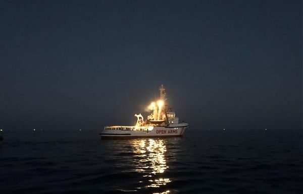 IMMIGRAZIONE: OPEN ARMS SALVA ALTRE 39 PERSONE