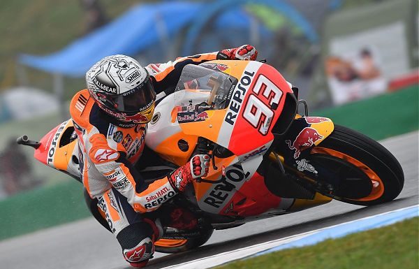 POLE PER MARQUEZ IN AUSTRIA, DOVIZIOSO IN PRIMA FILA, DECIMO ROSSI