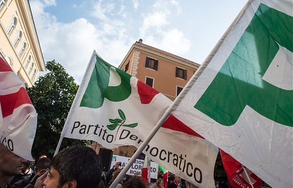 LA CRISI DI GOVERNO DIVIDE IL PD