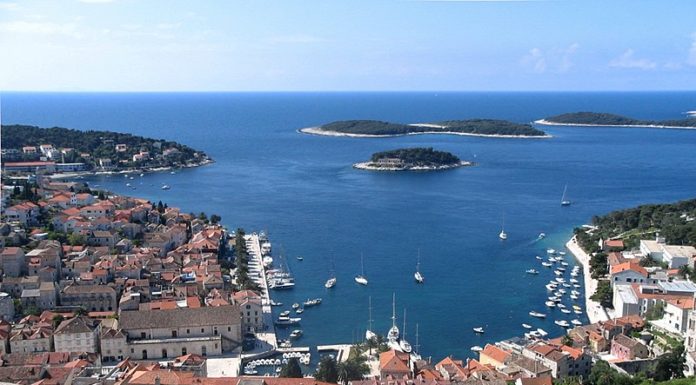 TURISTA ITALIANO MUORE IN BARCA IN CROAZIA, INDAGINI SULLE CAUSE