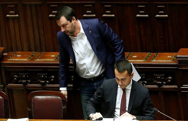 BLOG 5 STELLE ATTACCA SALVINI “CI HA PROVATO MA SI E’ FREGATO DA SOLO”