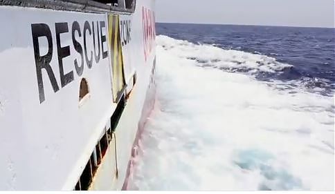 IMMIGRAZIONE: NUOVO SBARCO A LAMPEDUSA MENTRE CONTINUA ODISSEA OPEN ARMS