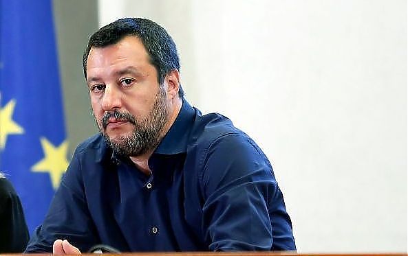 IMMIGRAZIONE:SALVINI”OPEN ARMS TIENE IN OSTAGGIO MIGRANTI PER PROVOCARE”