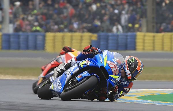 MOTOMONDIALE: RINS BEFFA NEL FINALE MARQUEZ A SILVERSTONE, ROSSI 4°