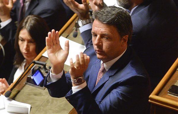 GOVERNO, RENZI “METTERE DA PARTE LE AMBIZIONI PERSONALI”