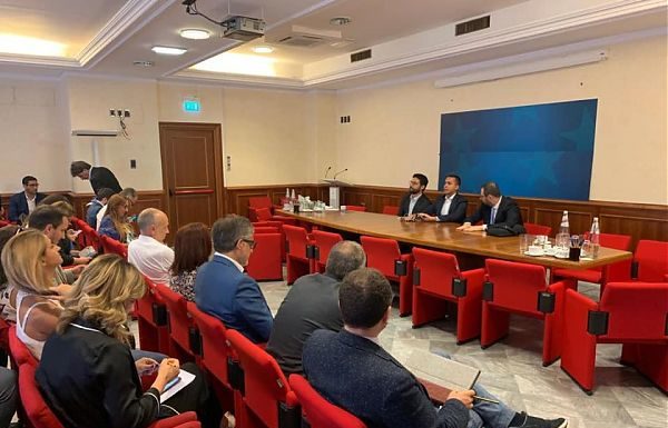 GOVERNO, DI MAIO “CONTANO I TEMI, NON GLI INCARICHI”