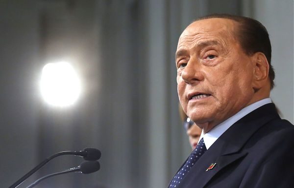 GOVERNO: BERLUSCONI “FAREMO OPPOSIZIONE FERMA E COERENTE”