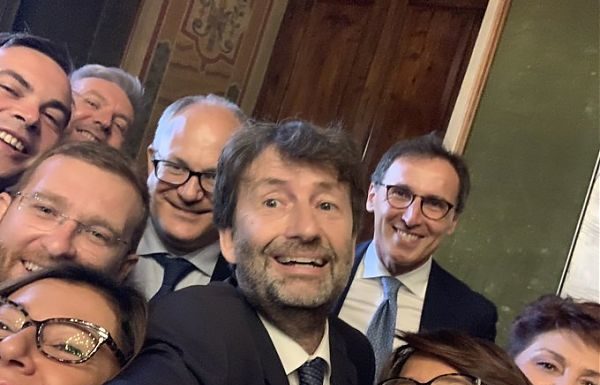 FRANCESCHINI “LA SQUADRA DEI MINISTRI PD PIENA DI VOGLIA DI FARE”