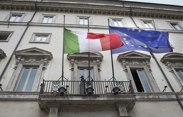 SI RIAPRE IL DIBATTITO SULL’AUTONOMIA