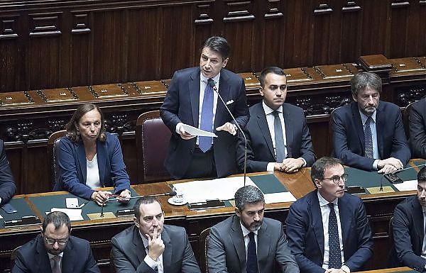 TENSIONE CONTE-LEGA ALLA CAMERA, IL PREMIER “COSTITUZIONE VALE ANCORA”