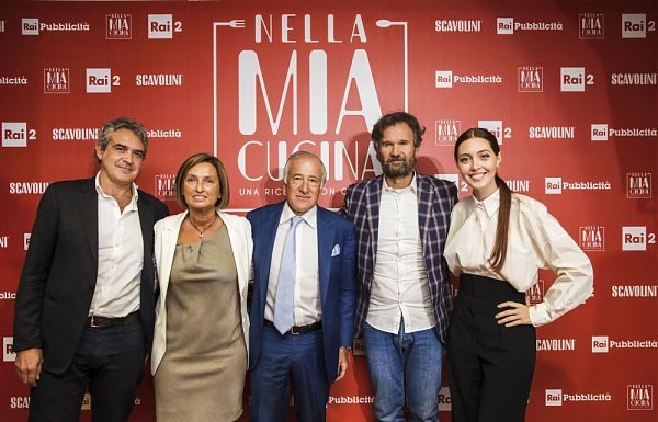 CARLO CRACCO TORNA IN TV CON IL COOKING SHOW “NELLA MIA CUCINA”
