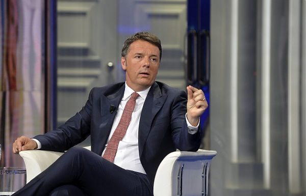 GOVERNO, RENZI “ABBIAMO ATTACCATO LA SPINA, NON LA STACCHIAMO”