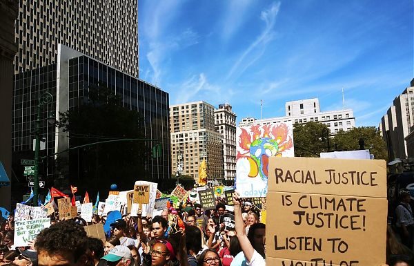 NEW YORK IN CORTEO PER IL CLIMA