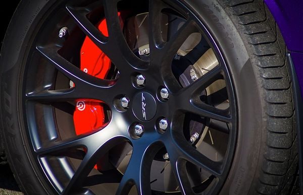 ALL’UNIVERSITA’ DI TORINO NASCERANNO I FRENI DEL FUTURO