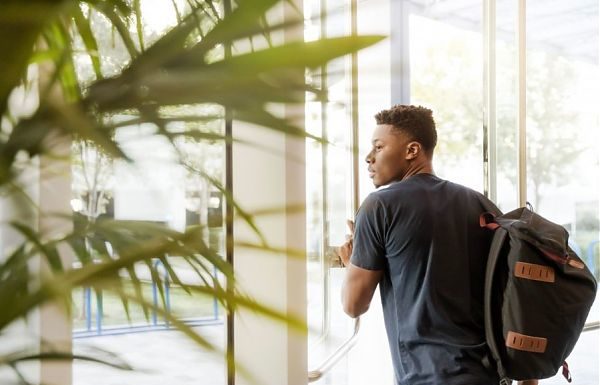 IN LOMBARDIA SEMPRE PIÙ STUDENTI STRANIERI, 4 SU 10 SONO ASIATICI